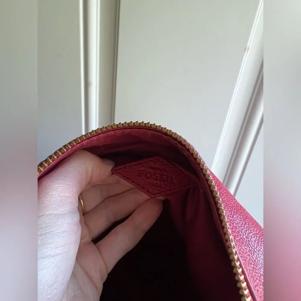 Fossil Women's Cleo Leather Hobo Shoulder Bag in Red Velvet